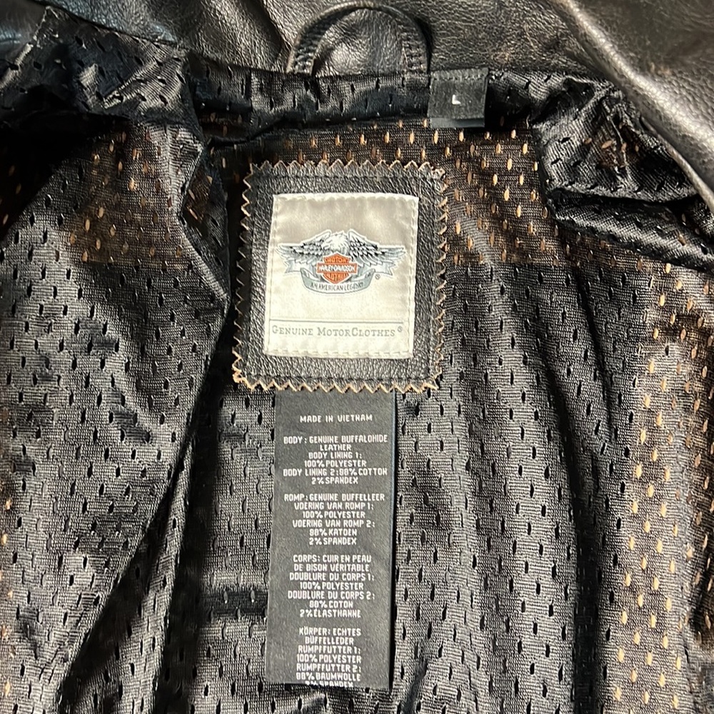 Harley-Davidson Black Leather Jacket - Picture 12 of 16